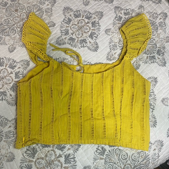 M Yellow Cropped Blouse! - Picture 2 of 3